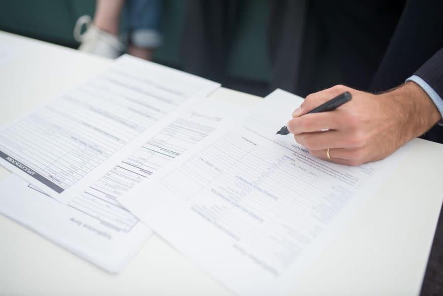 Signature d'un document professionnel